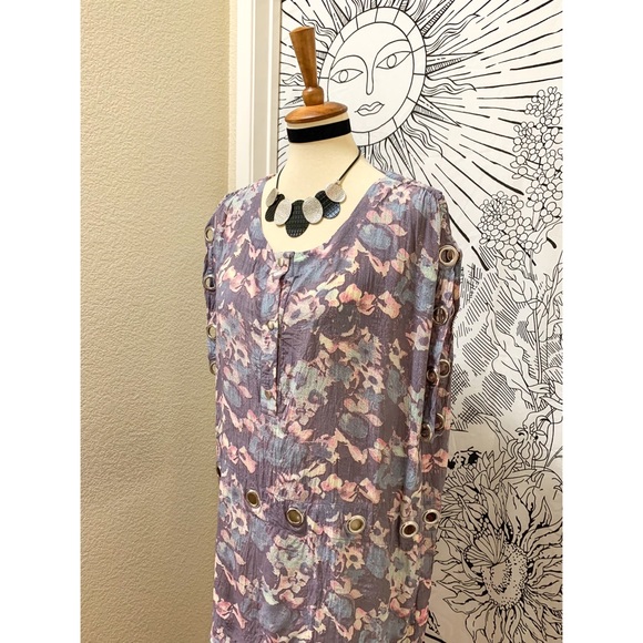 π Amazing modern top - Picture 3 of 11